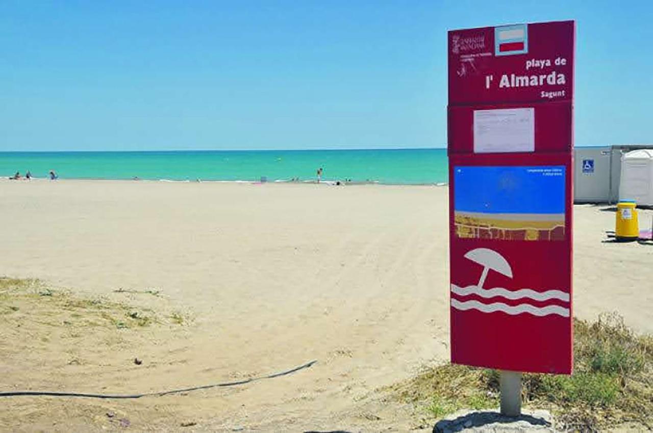 Villa Global Properties, Bonito Adosado Con Jardin En La Playa De Almarda Sagunt Exterior foto